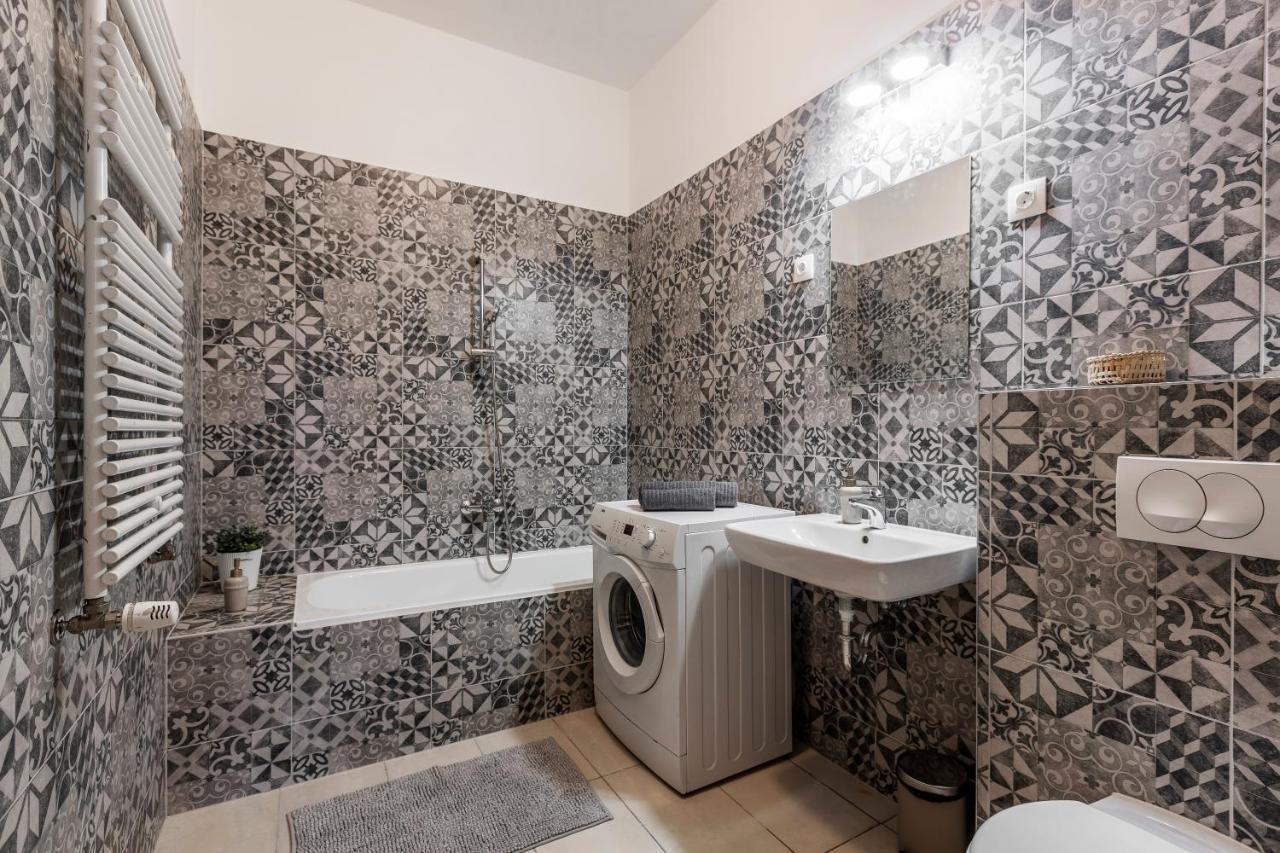Cozy Home By Bella In The Heart Of בודפשט מראה חיצוני תמונה