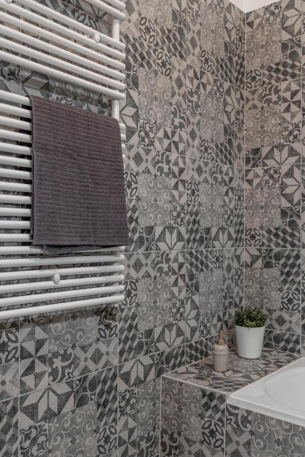 Cozy Home By Bella In The Heart Of בודפשט מראה חיצוני תמונה